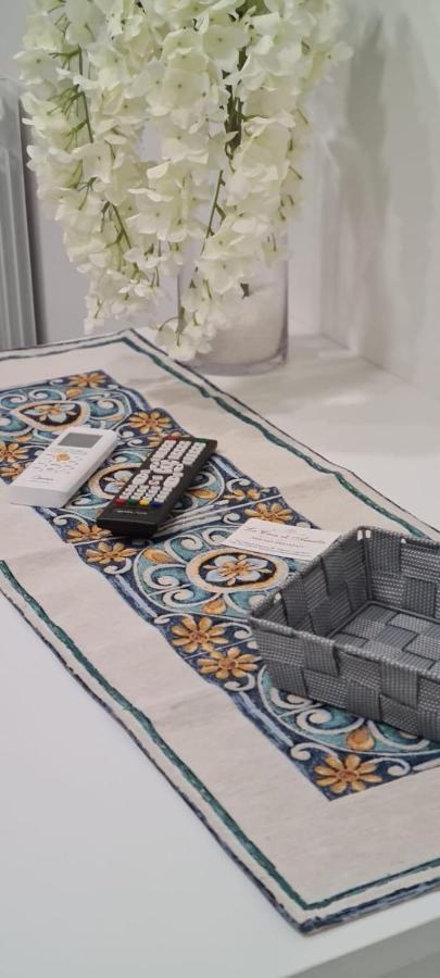 לינה וארוחת בוקר פלרמו La Casa Di Amalia מראה חיצוני תמונה